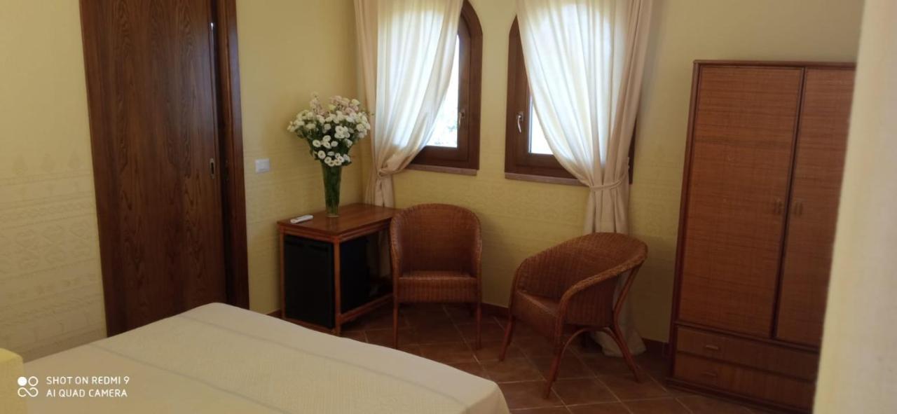 S'Ena Hotel Арбус Экстерьер фото
